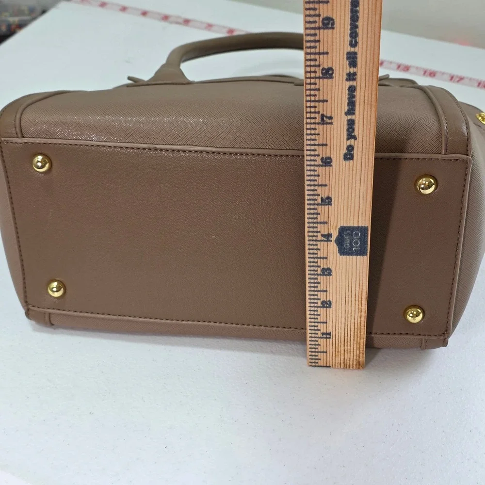 Adrienne Vittadini Taupe Saffiano Faux Leather Satchel‎ Handbag Gold Hardware